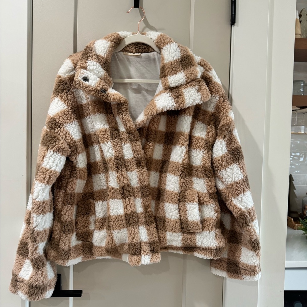 Cozy Brown and White Checkered Jacket size XL